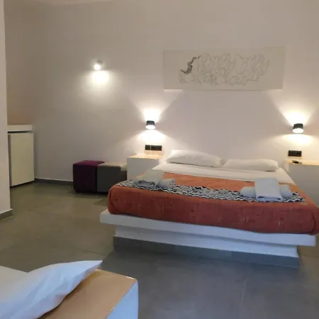 Vamos Ala Playa - Hotel *